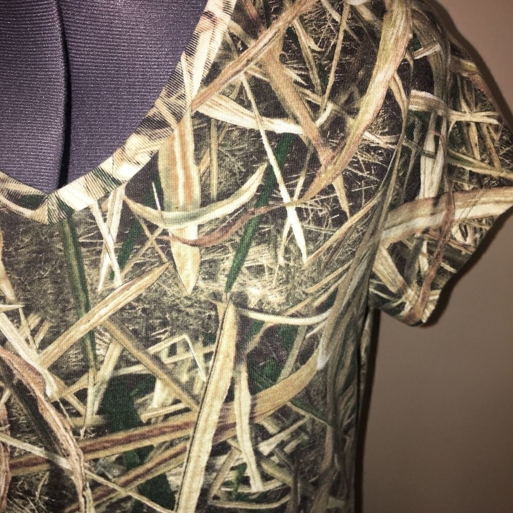 Mossy Oak Girls Camo T-shirt L 12/14 - Picture 2 of 6